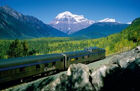 Canadian | © VIA Rail