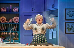 DE_DUS_DUS_Mrs__Doubtfire_1747398071.jpg