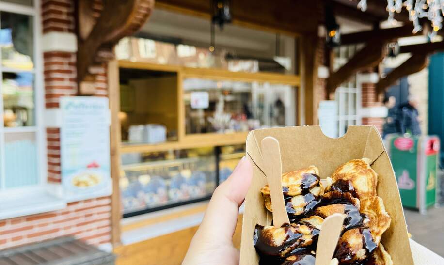 Süßer Snack im Europa-Park Erlebnis-Resort | © Michelle Khan