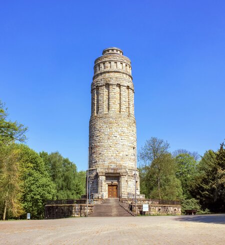 Blick auf den Bismarckturm in Bochum | © Gettyimages.com/VanReeel