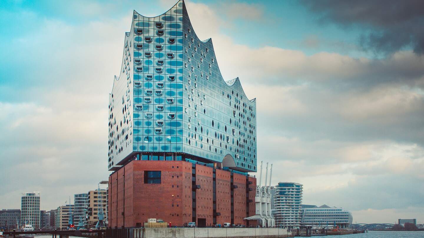 Moderne Gebaude am Hafencity | © besti_va
