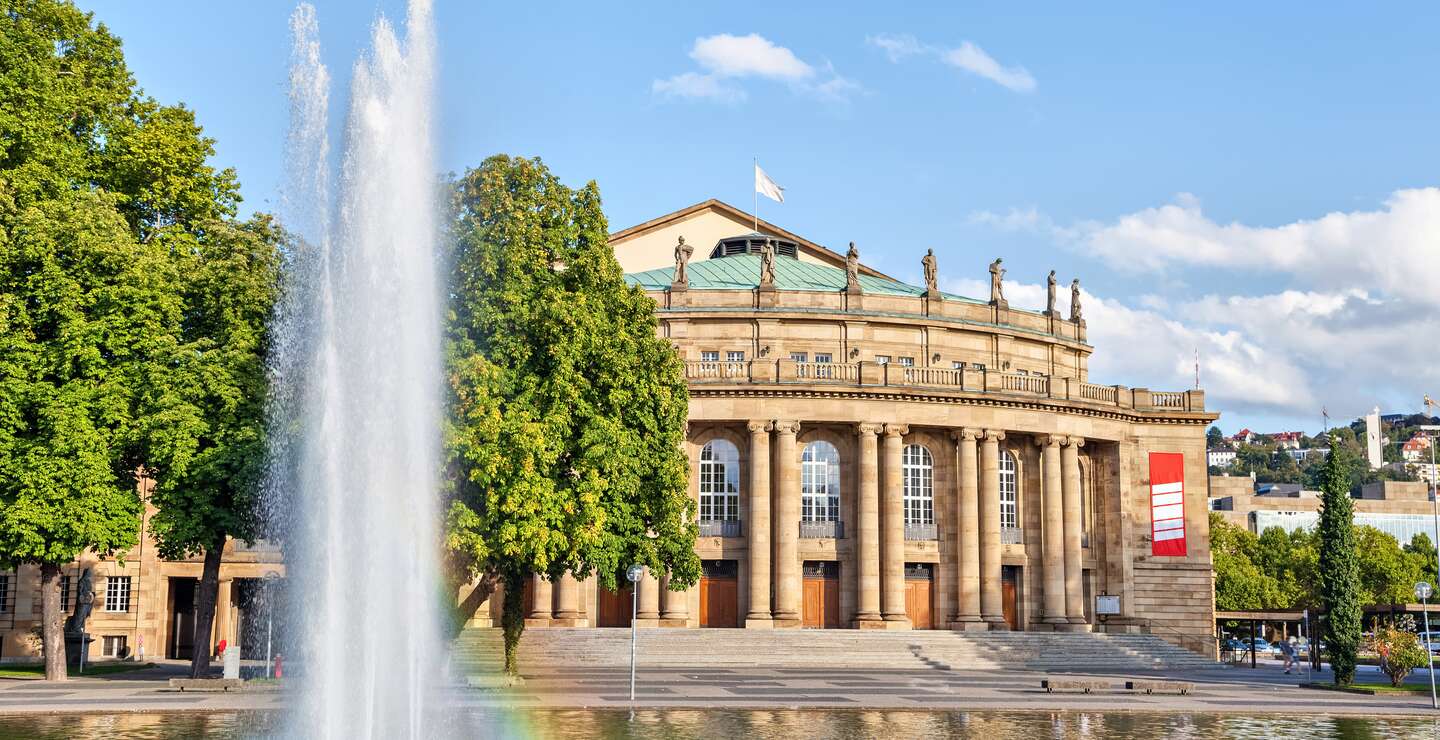 Das Staatstheater in Stuttgart | © Gettyimages.com/bbsferrari