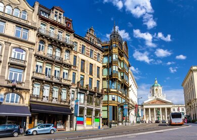 Gebaeude auf dem Coudenberg in Bruessel | © Gettyimages.com/Leonid Andronov