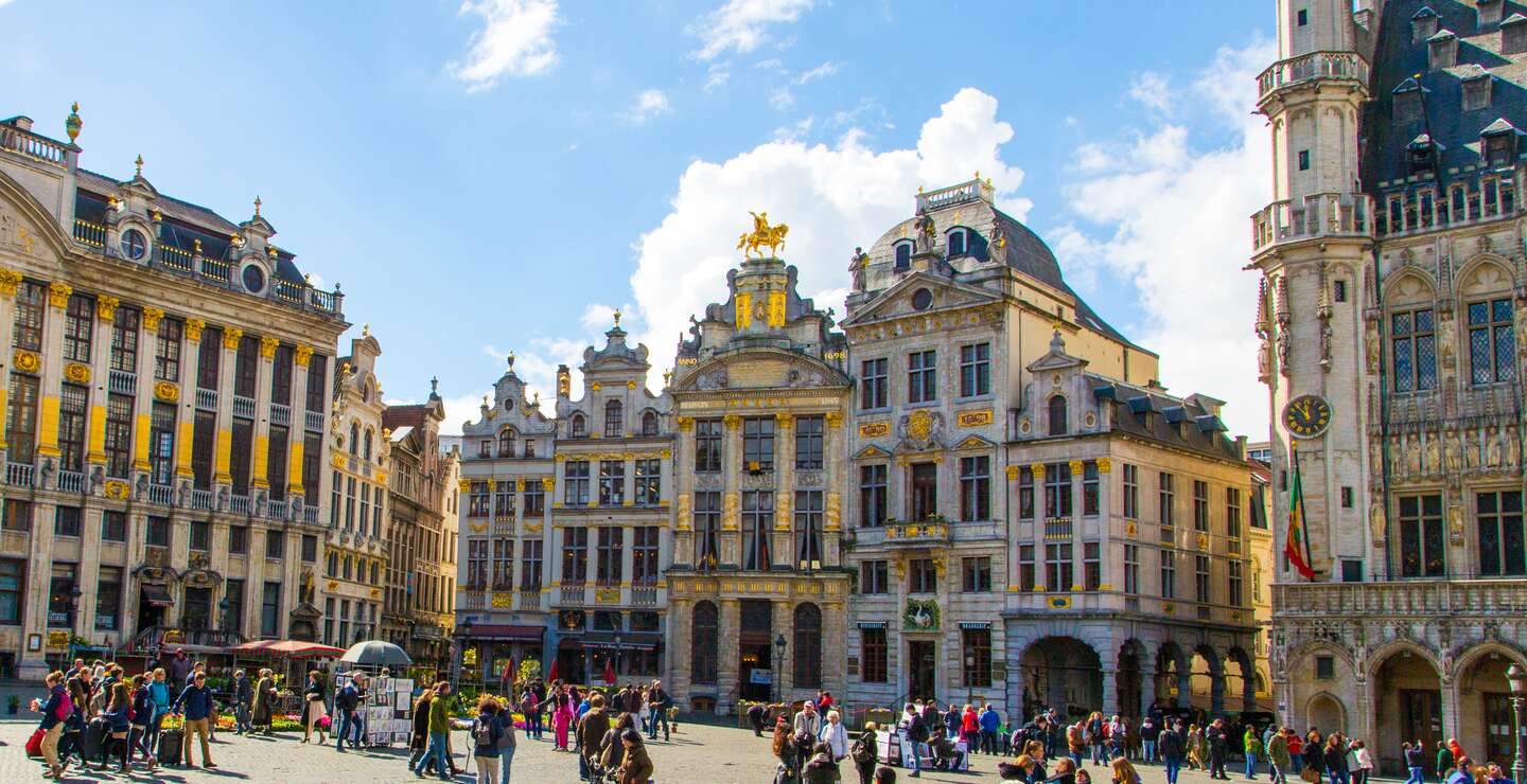 Der Hauptplatz von Brüssel, an einem sonnigen Tag | © Gettyimages.com/Ingus Kruklitis