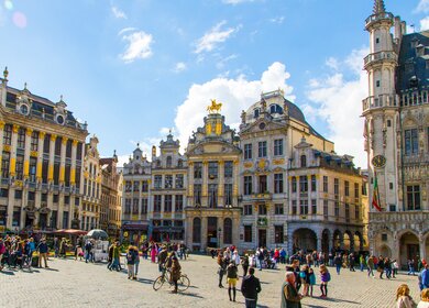 Der Hauptplatz von Brüssel, an einem sonnigen Tag | © Gettyimages.com/Ingus Kruklitis