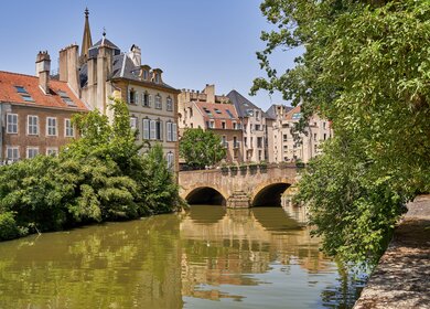 Blick auf die Stadt Metz an der Mosel | © Gettyimages.com/	Wirestock