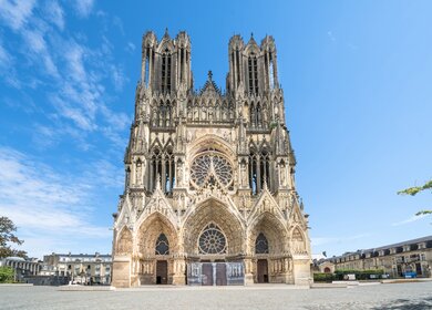 Bild von der Kathedrale in Reims, Stadt in Frankreich in der Champagne | © Gettyimages.com/cahkt