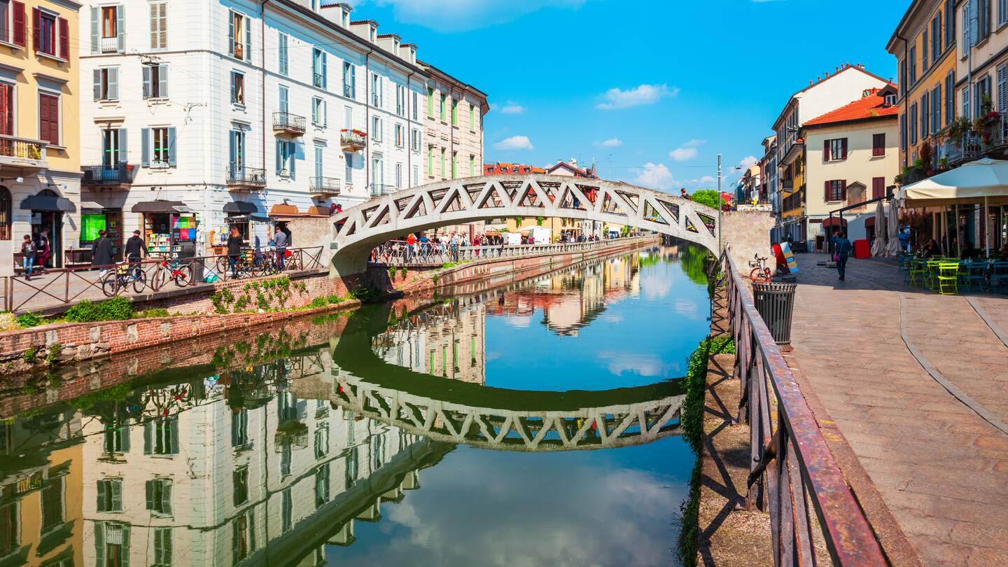 Der Naviglio Grande Kanal in Mailand Stadt | © Gettyimages.com/saiko3p