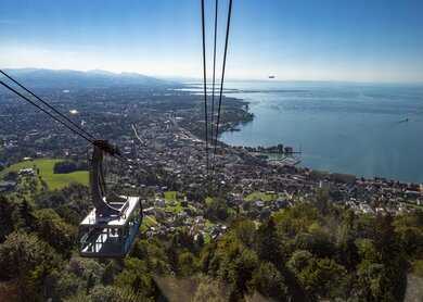 Blick auf Bregenz und Bodensee von Pfaenderbahn | © Gettyimages.com/Sjo