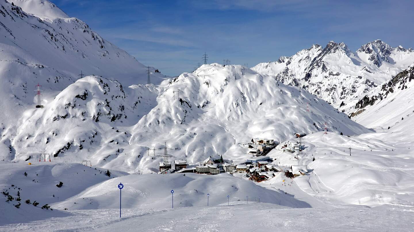 St. Christoph im Skigebiet St. Anton am Arlberg | © GettyImages.com/	imagean