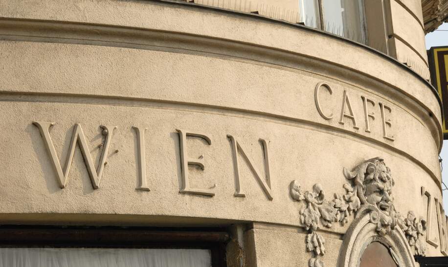 Kaffeehaus in Wien | © Gettyimages.com/AlexTimaios