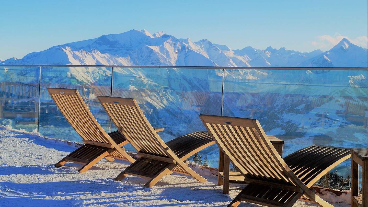 Alpenpanorama vom Gipfel der Schmittenhöhe in Zell am See | © Gettyimages.com/phillyskater