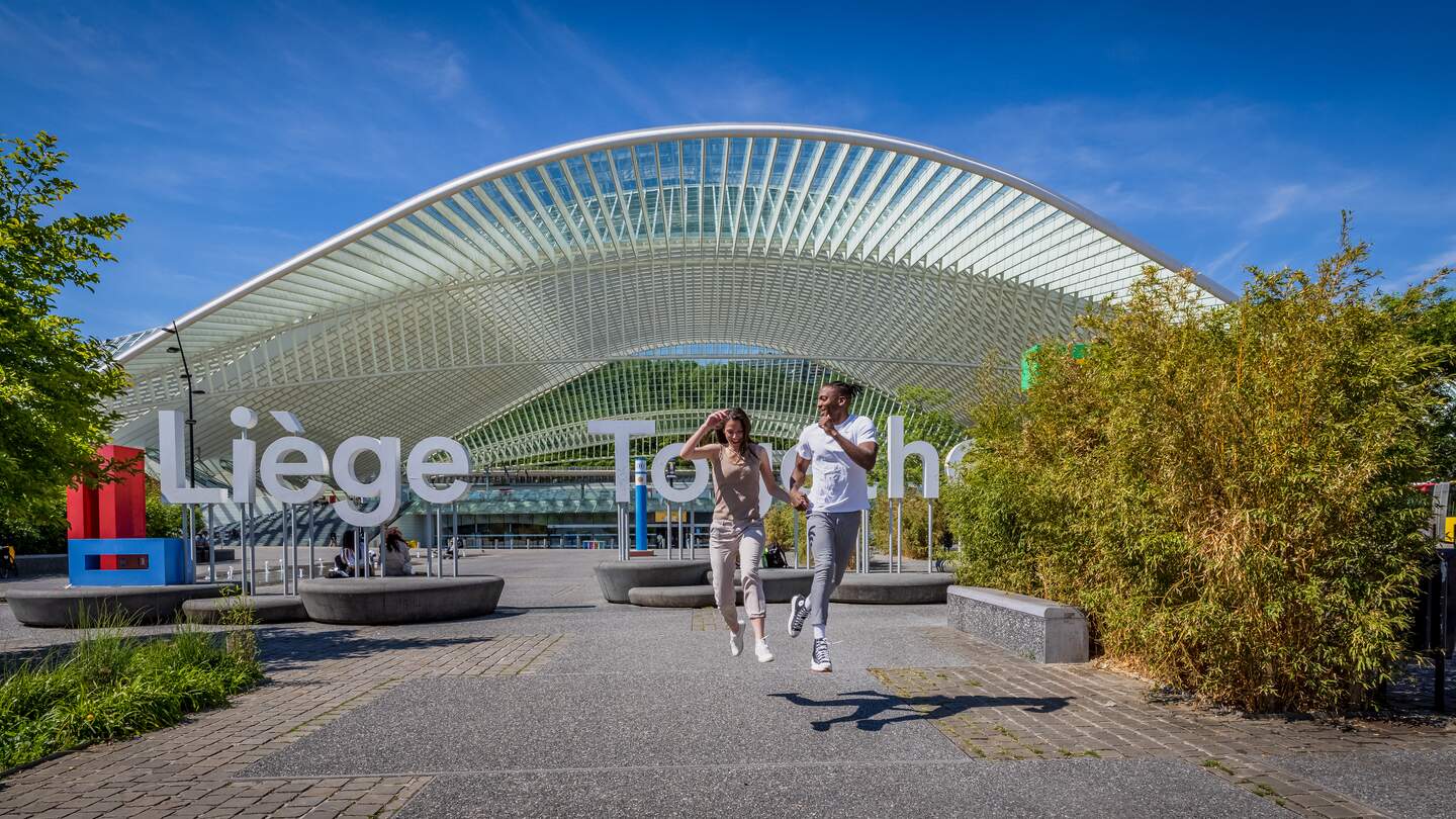 Futuristischer Liège-Guillemins Bahnhof in Lüttich, der Metropole der Wallonie, Belgien | © VisitWallonia/Kolorsprod