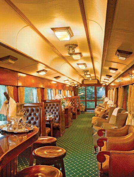 Aufnahme der Einrichtung des Aussichtswagens des African Explorers in Afrika  | ©  Rovos Rail Tours