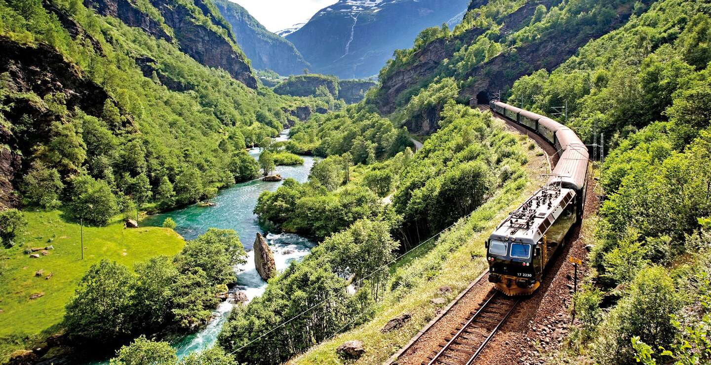 Flambahn im Fjord in Norwegen | © Morten Rakke