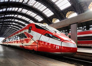 Abfahrbereiter Frecciarossa-Zug am Bahnhof | © Trenitalia/luggiceccon