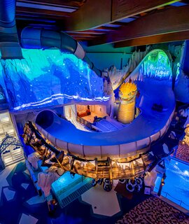 Nordisches Lichterfest in der Wasserwelt Rulantica im Europa-Park | © Europa-Park