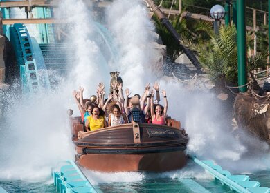 Atlantika - Wasserbahn im Europapark | © Gettyimages.com/Hans-Joerg Haas
