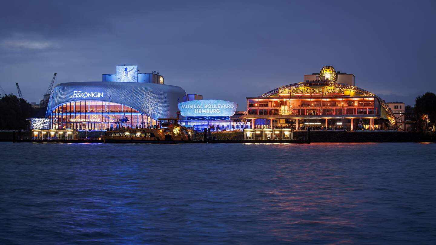 Musical Boulevard Hamburg mit Disneys Die Eiskoenigin - das Musical  und Disneys Der Koenig der Loewen - Das Musical Logo | © Stage Entertainment