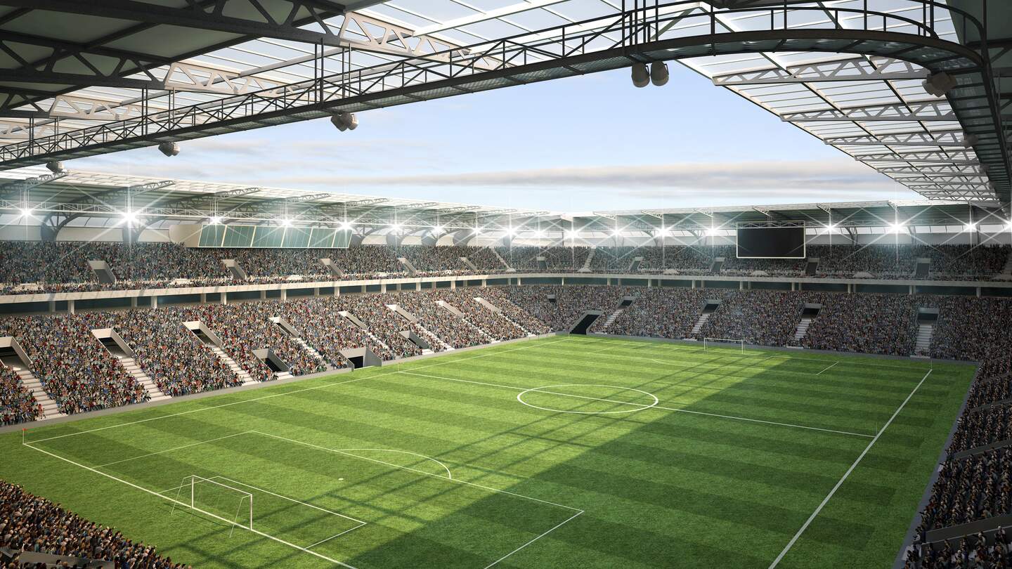 Fussballstadion voller Menschen auf den Tribuehnen | © Gettyimages.com/Oliver Hasselluhn