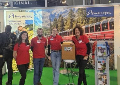 Ameropa Mitarbeiter am Messestand bei der Internationalen Tourismusbörse in Berlin | © Ameropa-Reisen GmbH
